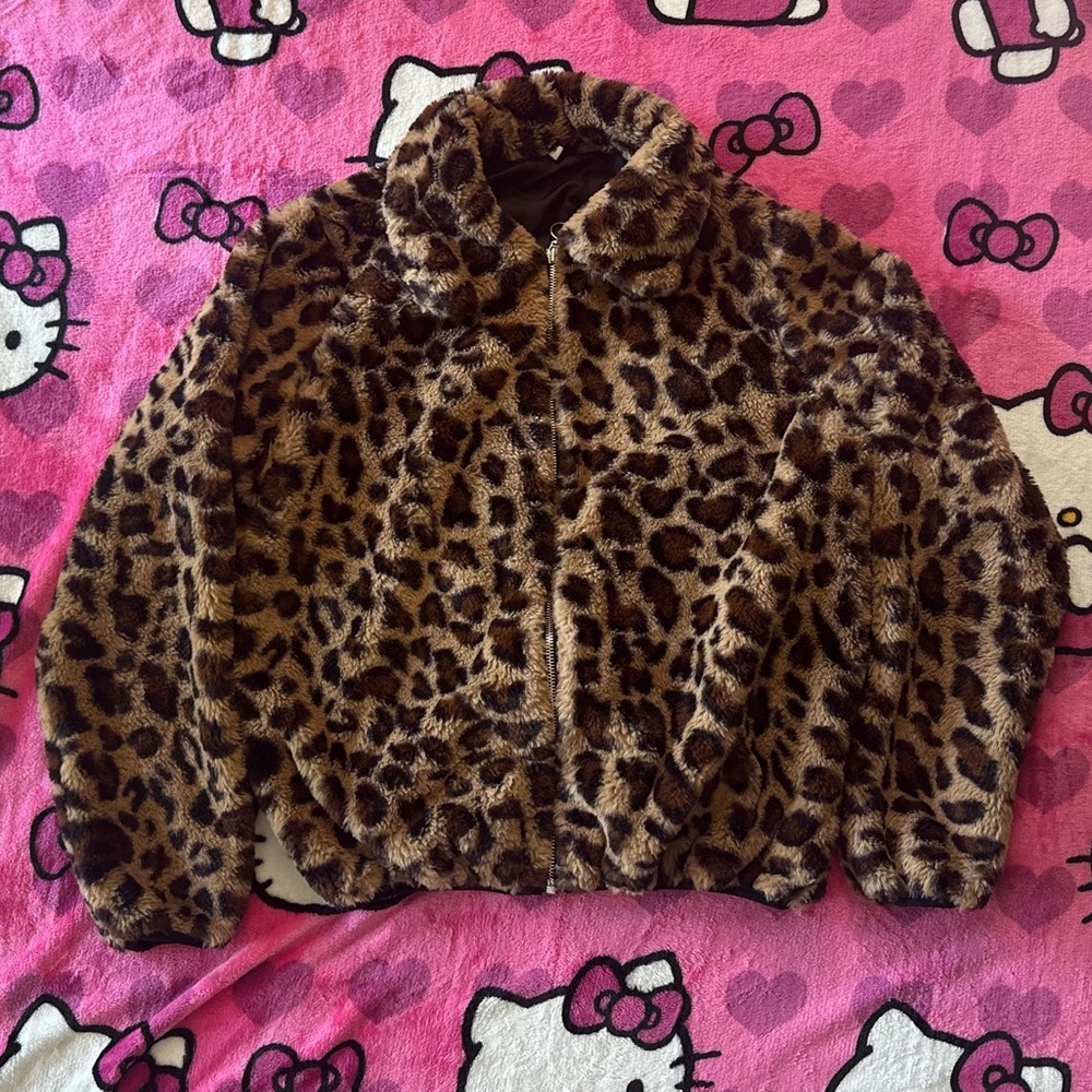 Leopard Print Cropped Jacket